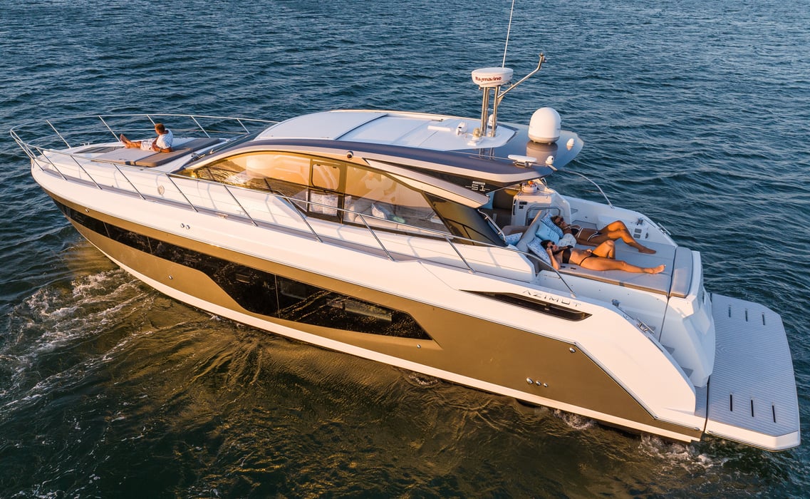 51' 2022 Azimut Atlantis + 2 Seabobs | Yacht Hampton
